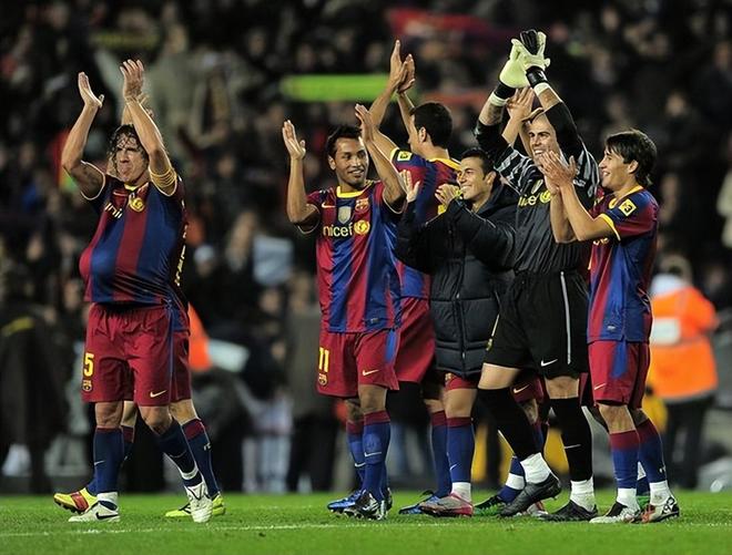 包含巴塞罗那迎全明星赛关键赛；今晨防线松动；底气十足；细节决定成败的词条