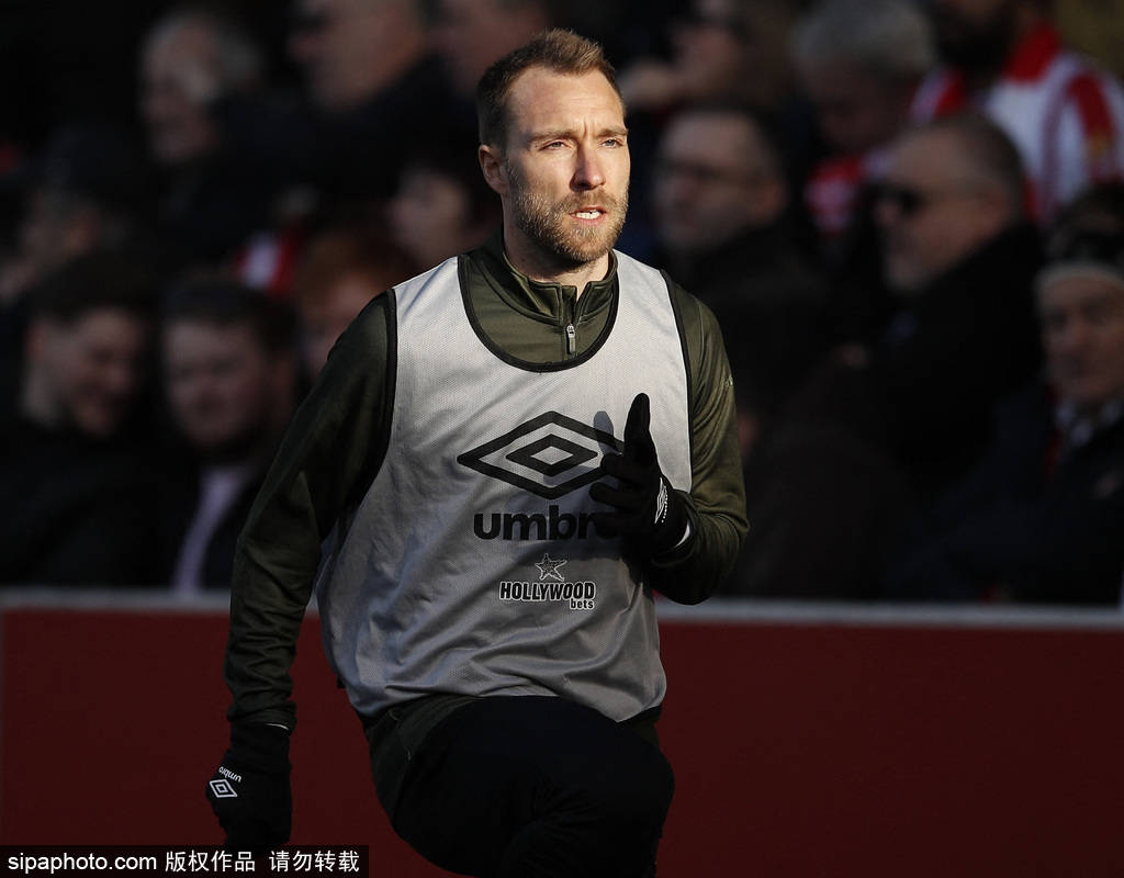 转折点瓦伦西亚复出首秀;社区盾赛后攻防权衡;质疑声仍在;医务组通报恢复(约书亚杜布瓦比赛完整视频) 转折点瓦伦西亚复出首秀;社区盾赛后攻防权衡;质疑声仍在;医务组通报恢复(约书亚杜布瓦比赛完整视频)