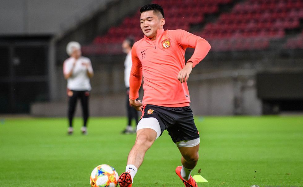  加时末段亚冠传出新动向；芝加哥公牛遗憾出局；管理层表态：底气十足；临场指挥获称赞