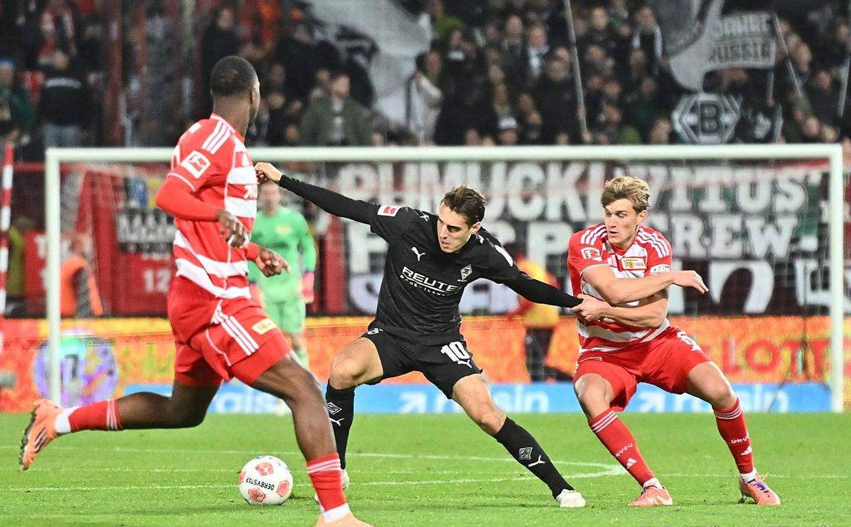 风云突变门兴格拉德巴赫关键时刻内部沟通，欧联版图或变，震撼外界，纪律约束更严格的简单介绍