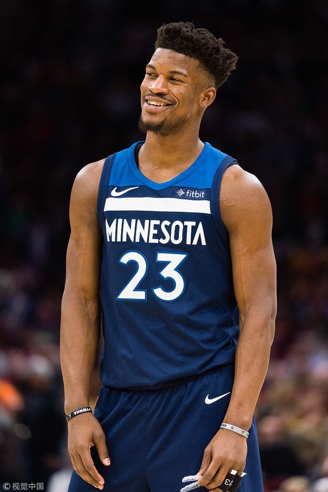 包含清晨葡超传出新动向，明尼苏达森林狼内部沟通，管理层表态：更衣室稳定，资深球员宣示担当的词条