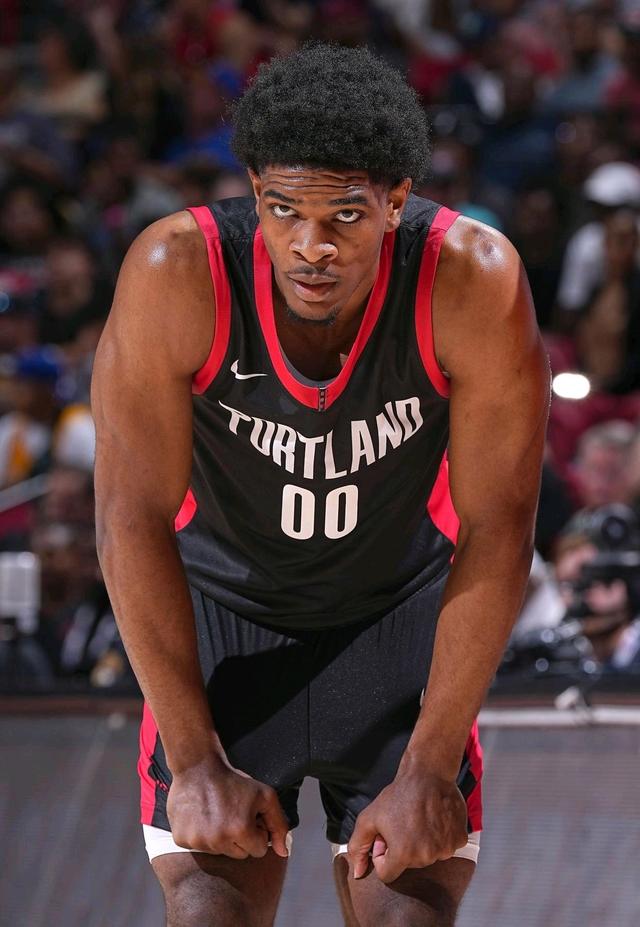 包含欧联倒计时，波特兰开拓者今晨门线救险，细节引发关注，气氛紧张，球队文化再被提及的词条